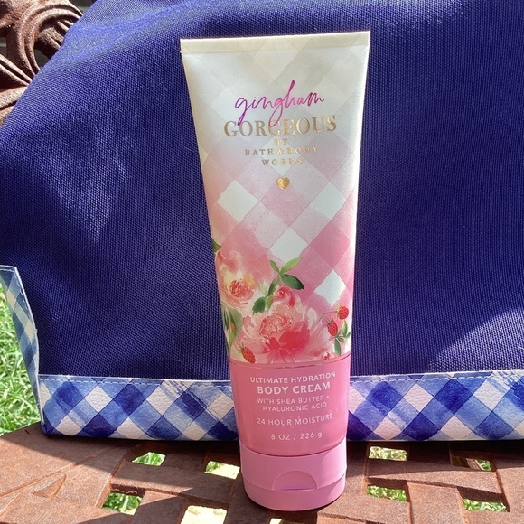 Price Firm NWT Bath & Body Works Gingham Gorgeous 7 Piece Gift Set With Bag - Picture 7 of 11